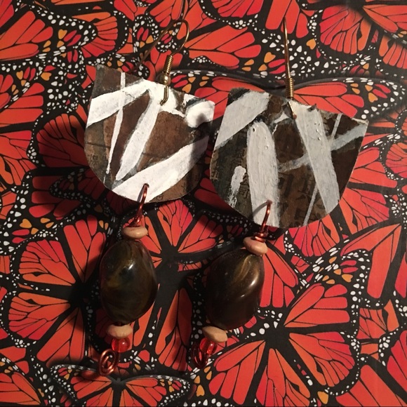 AMELIA PASTICHE DESIGN butterfly upcycled art earrings handmade - Picture 2 of 3